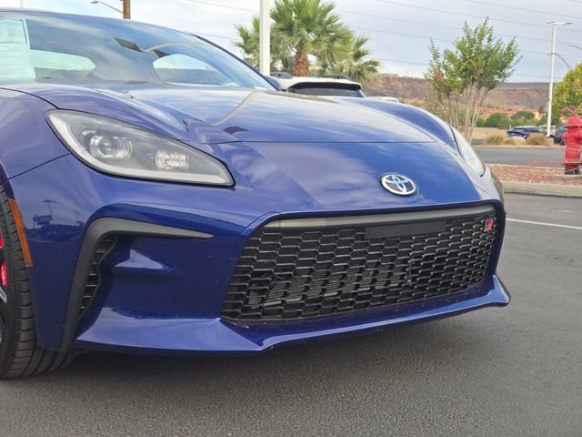 Used 2024 Toyota GR86 Premium w/ Performance Package RWD image 6