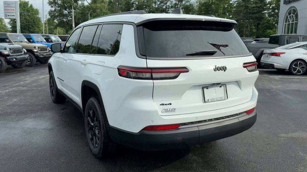 New 2026 Jeep Grand Cherokee L 4WD image 5