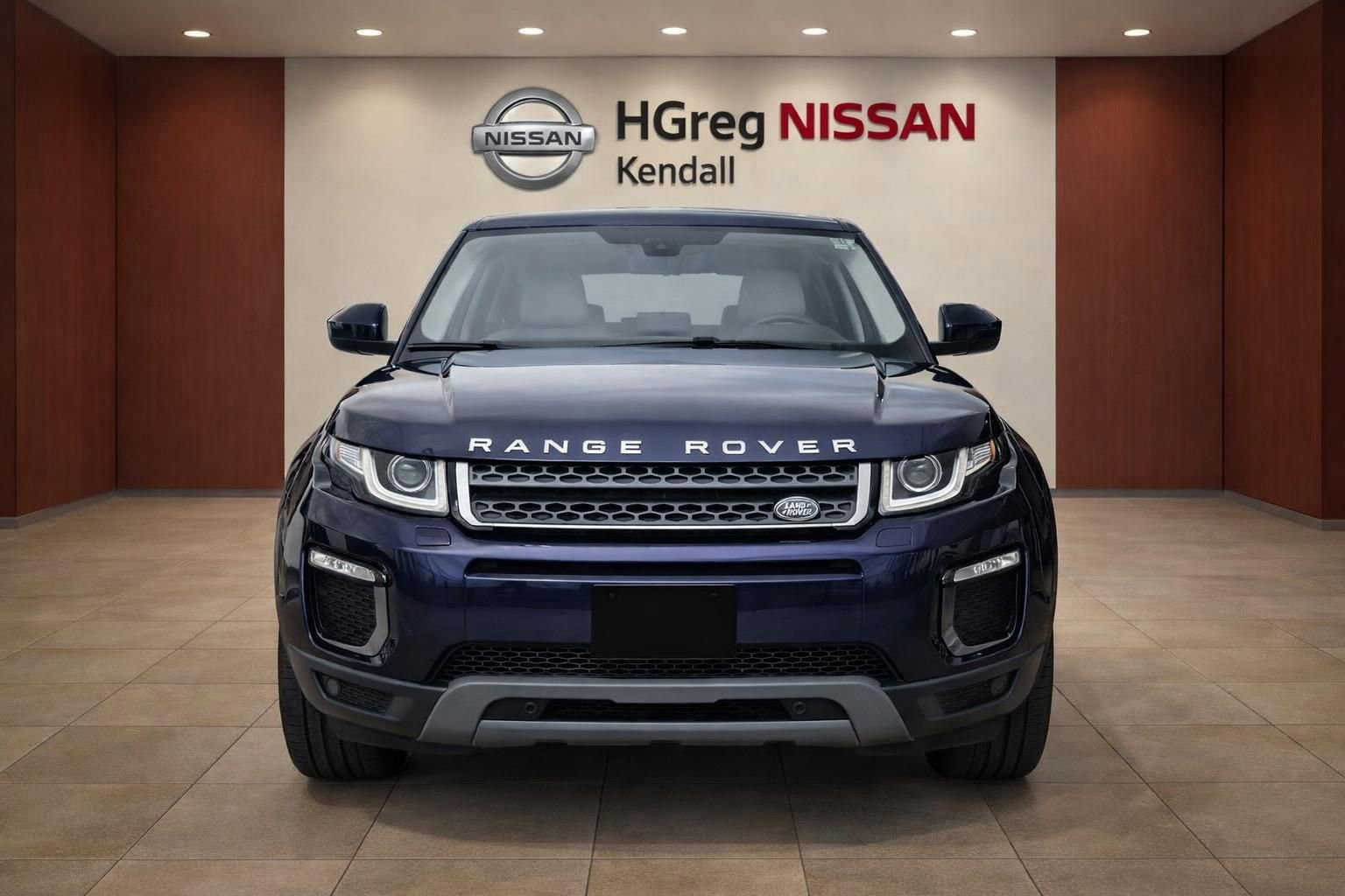 Used 2017 Land Rover Range Rover Evoque SE AWD/4WD image 5
