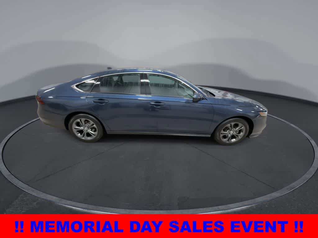 Used 2023 Honda Accord EX image 9