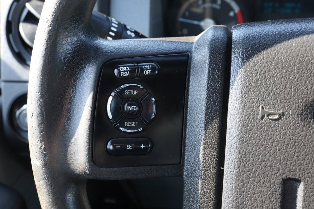 Used 2016 Ford F550 2WD Regular Cab Super Duty image 18
