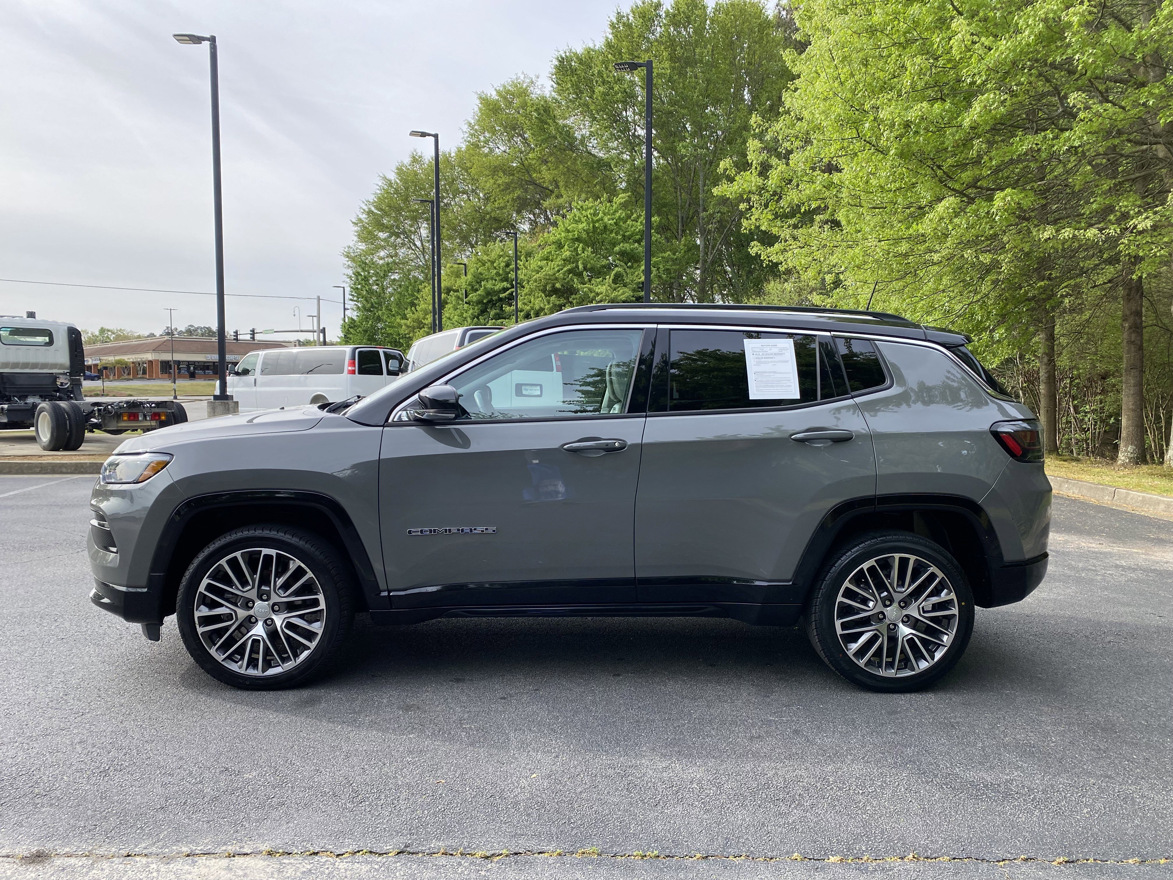 Used 2022 Jeep Compass Limited w/ Elite Group image 6