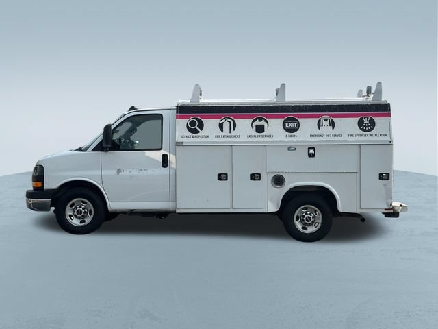 Used 2016 GMC Savana 3500 RWD image 4