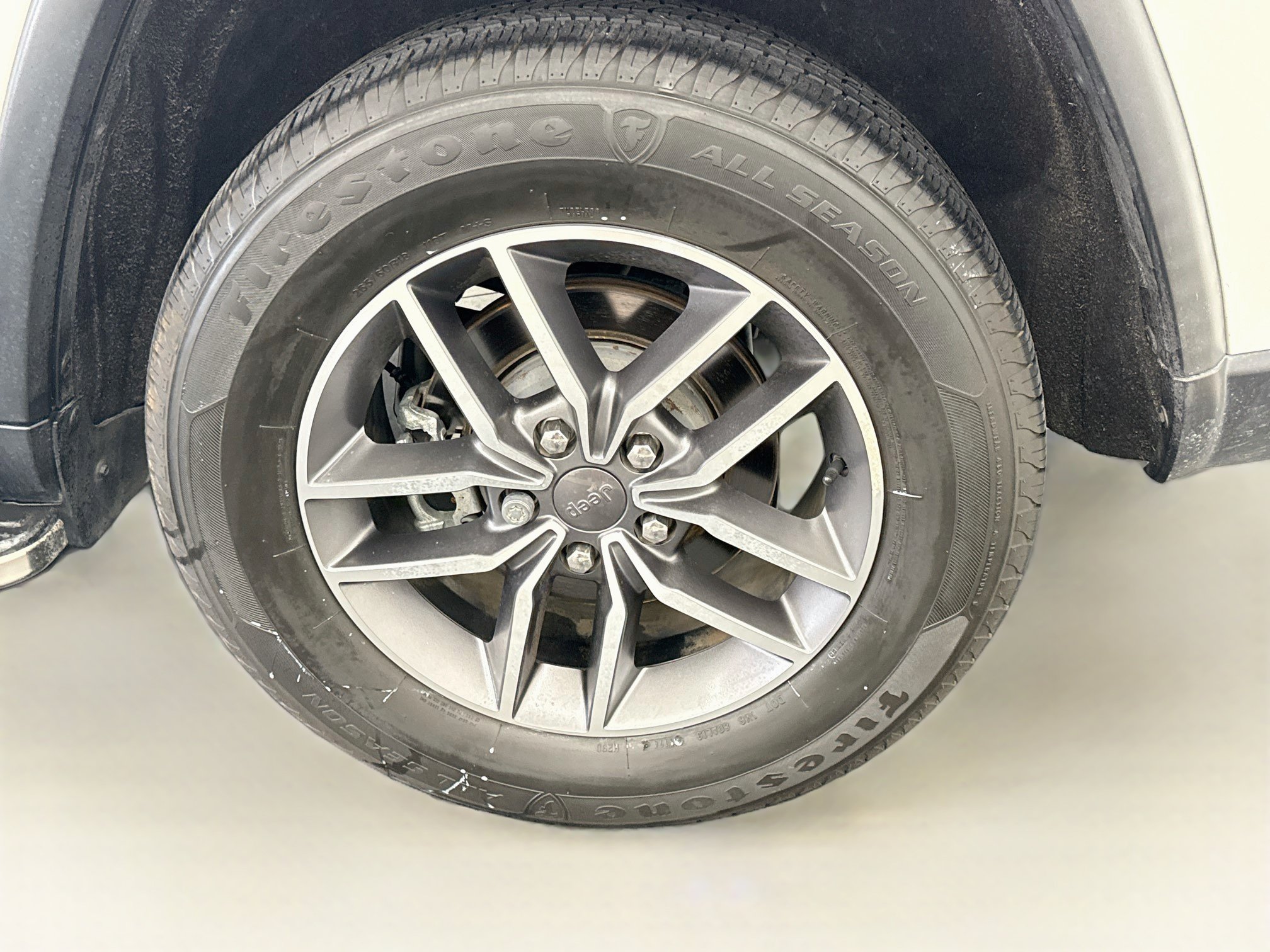 Used 2021 Jeep Grand Cherokee Limited RWD image 11