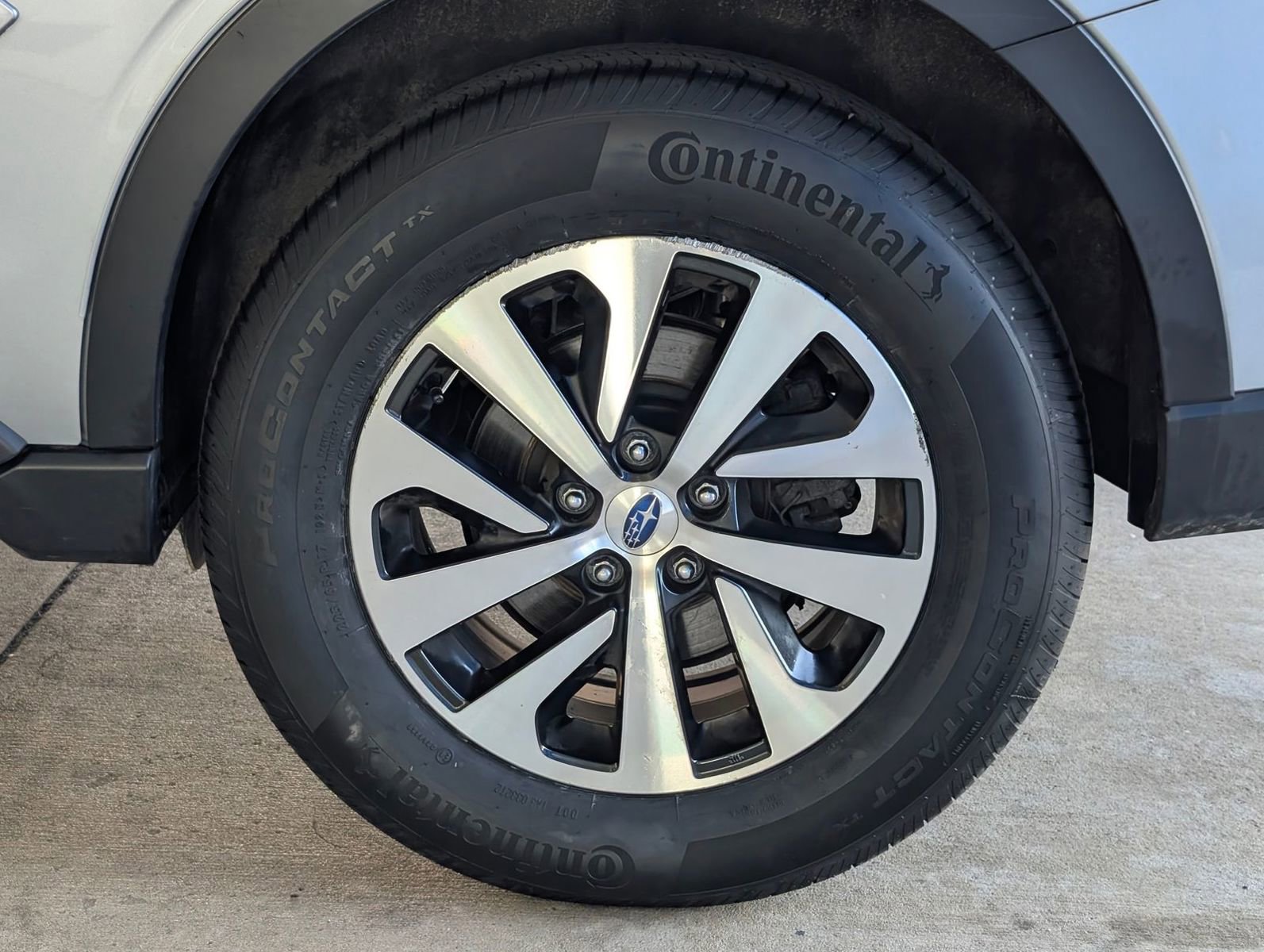 Used 2022 Subaru Outback Premium image 31