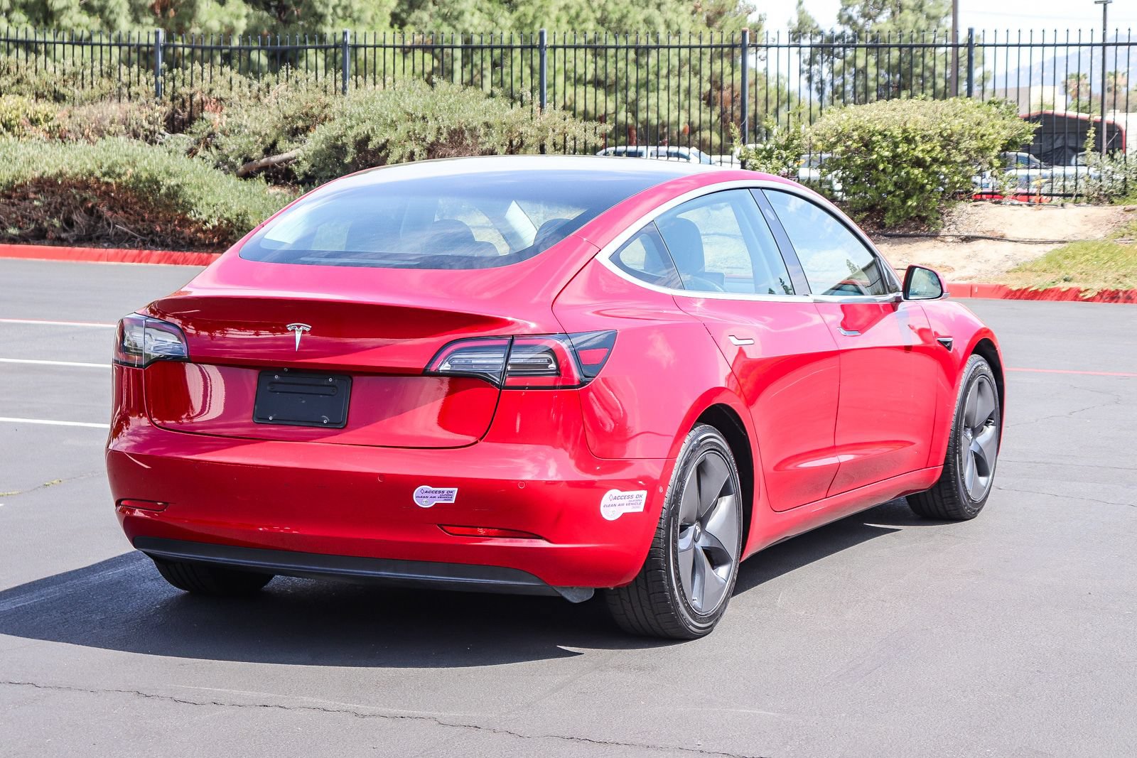 Used 2019 Tesla Model 3 Mid Range RWD image 7