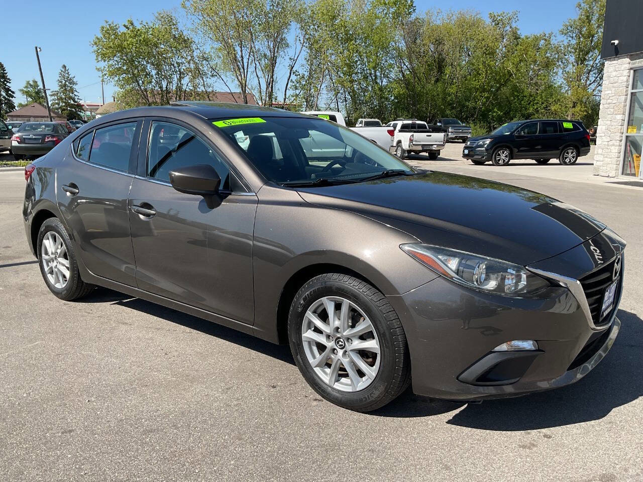 Used 2014 MAZDA MAZDA3 i Touring w/ Moonroof Package 1 FWD image 10