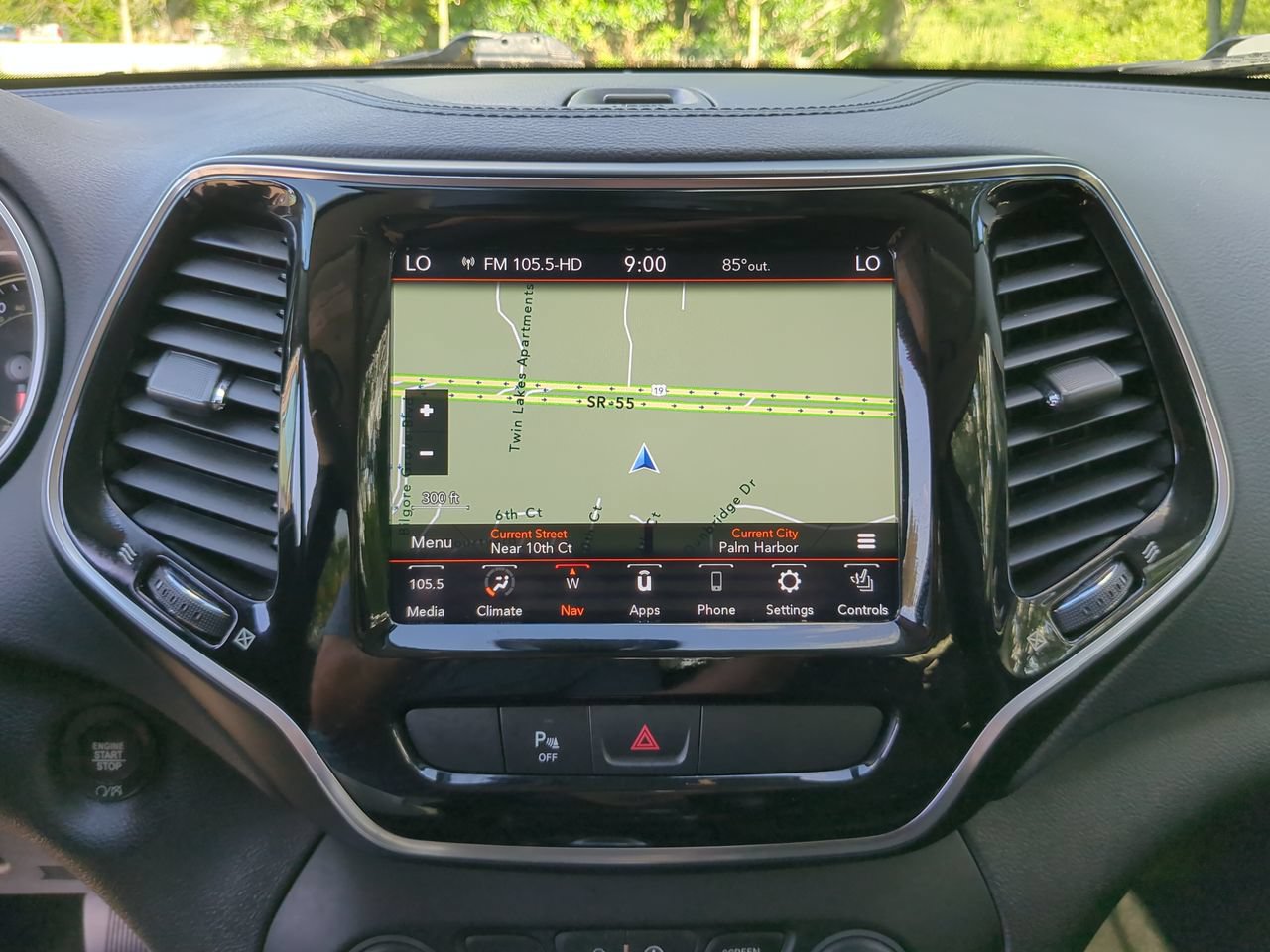 Used 2020 Jeep Cherokee Limited FWD image 27