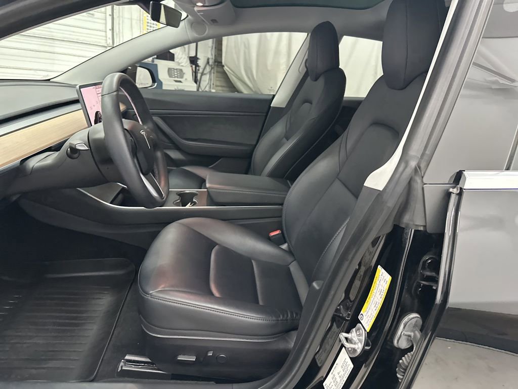 Used 2020 Tesla Model 3 Long Range image 15