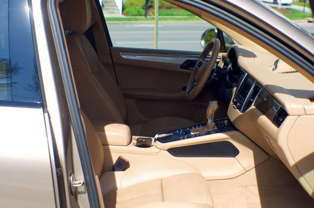 Used 2016 Porsche Macan S image 44