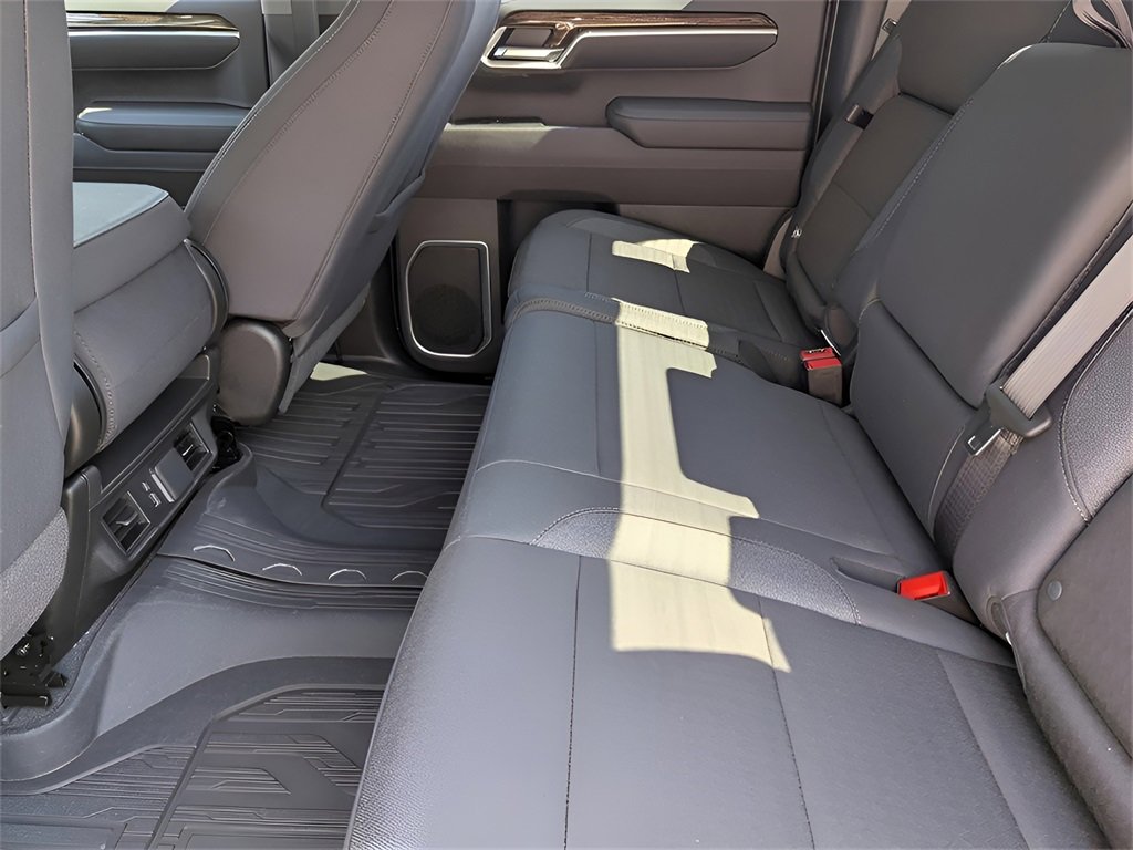 New 2026 GMC Sierra 1500 Elevation image 25