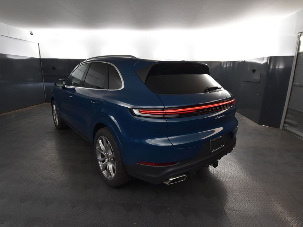 New 2026 Porsche Cayenne image 3
