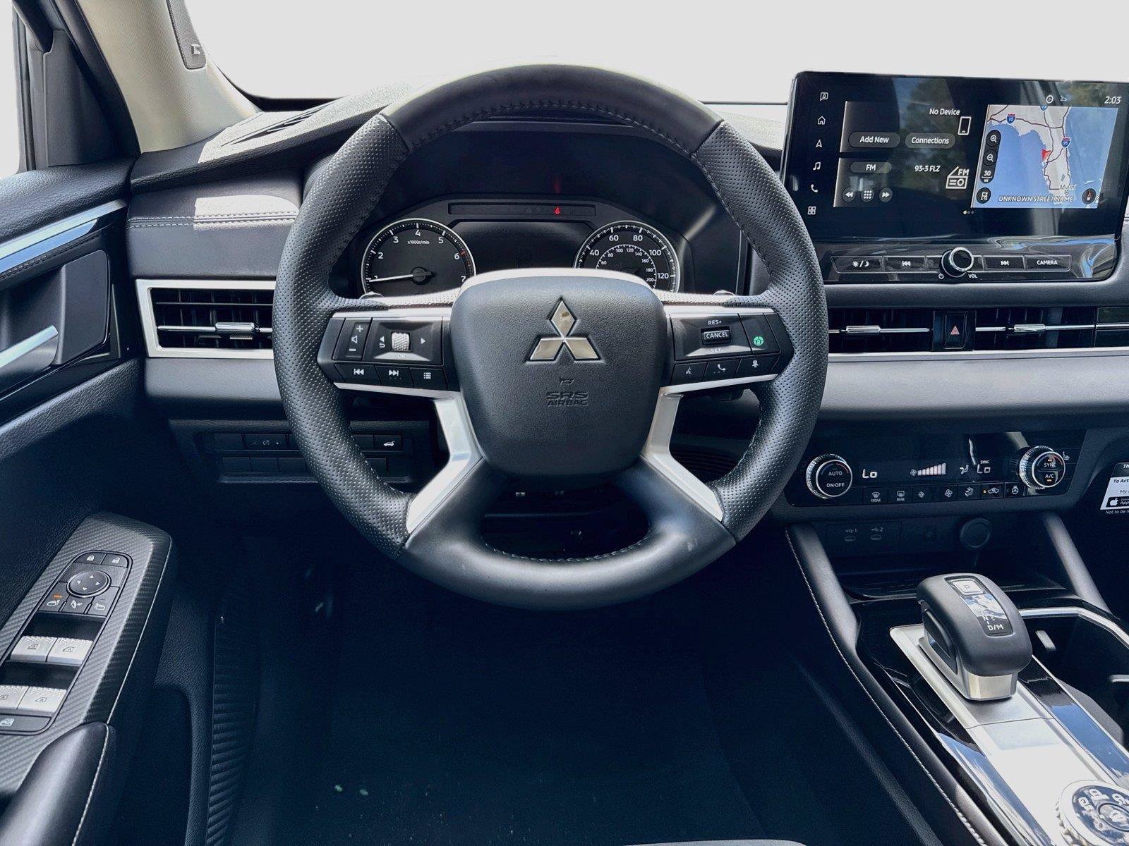New 2026 Mitsubishi Outlander SE FWD image 24