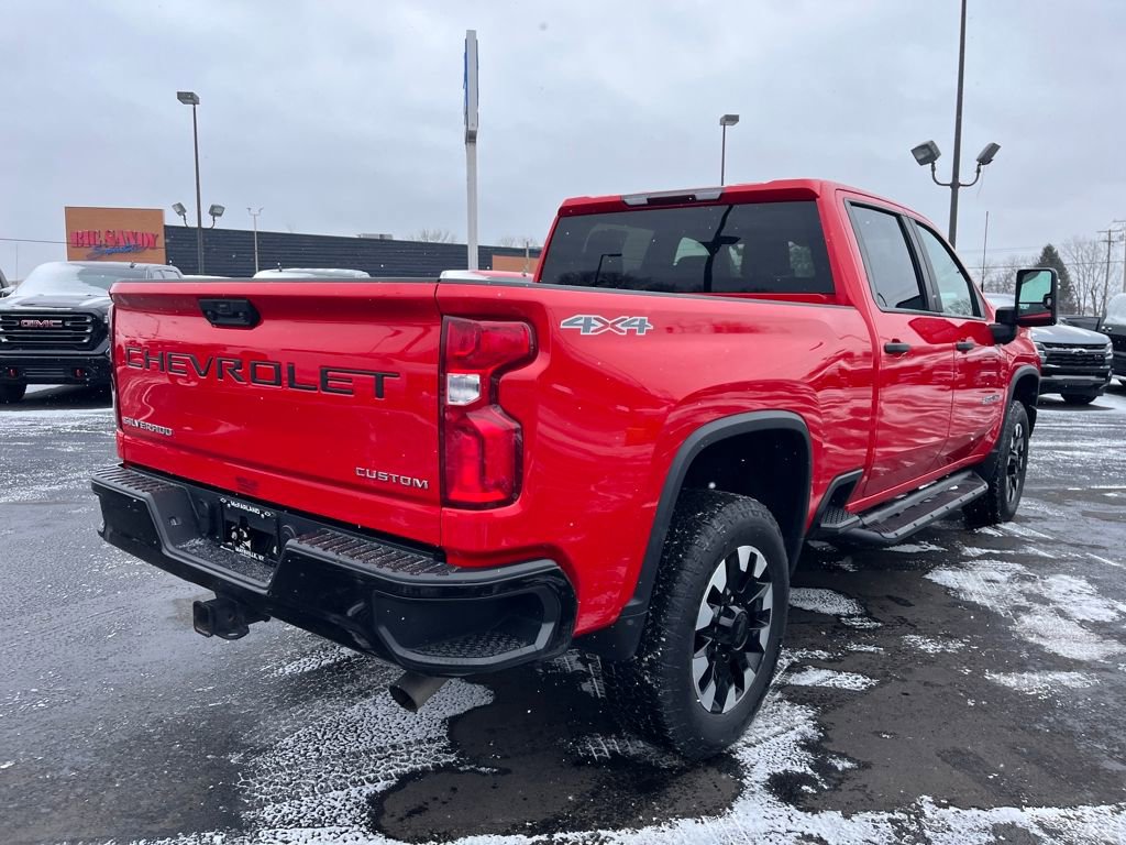Used 2020 Chevrolet Silverado 2500 Custom w/ Custom Value Package image 5
