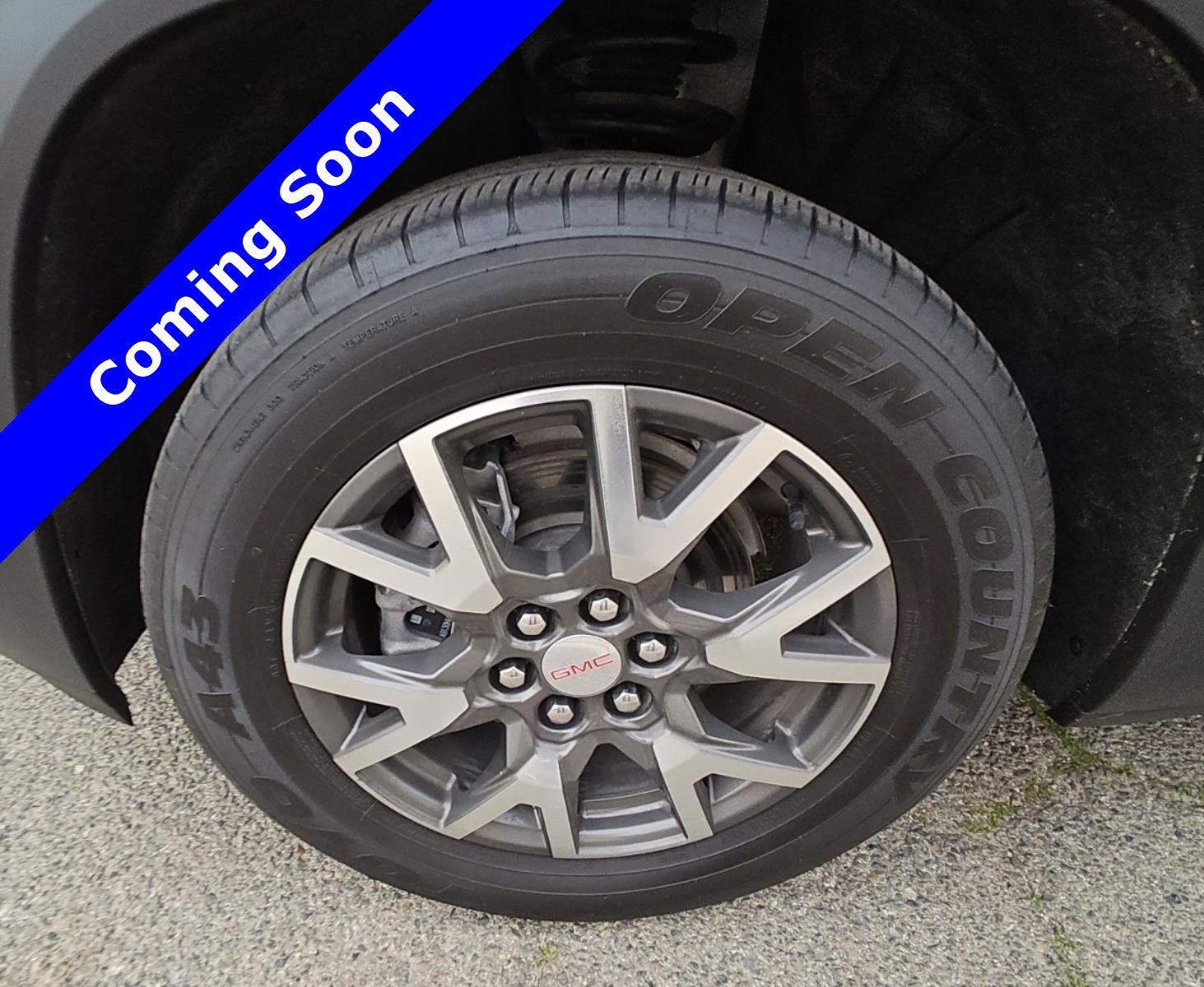 Used 2021 GMC Acadia SLE image 9