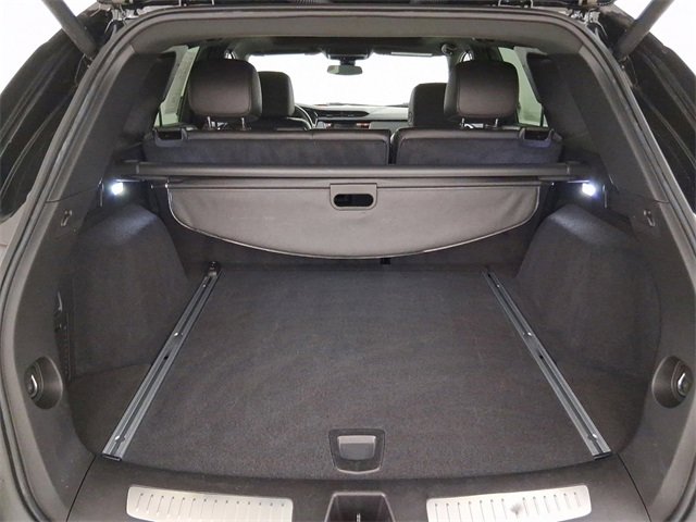 Used 2025 Cadillac XT5 Premium Luxury image 17