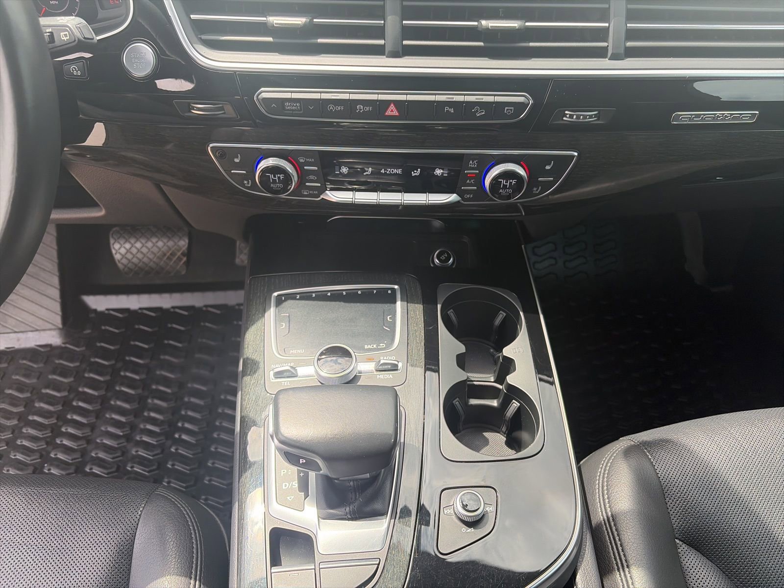 Used 2018 Audi Q7 3.0T Prestige AWD/4WD image 18