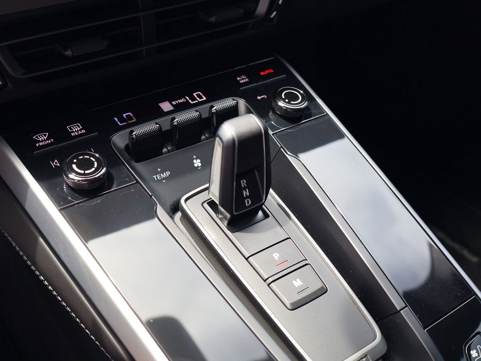 Certified 2021 Porsche 911 Turbo S AWD/4WD image 20