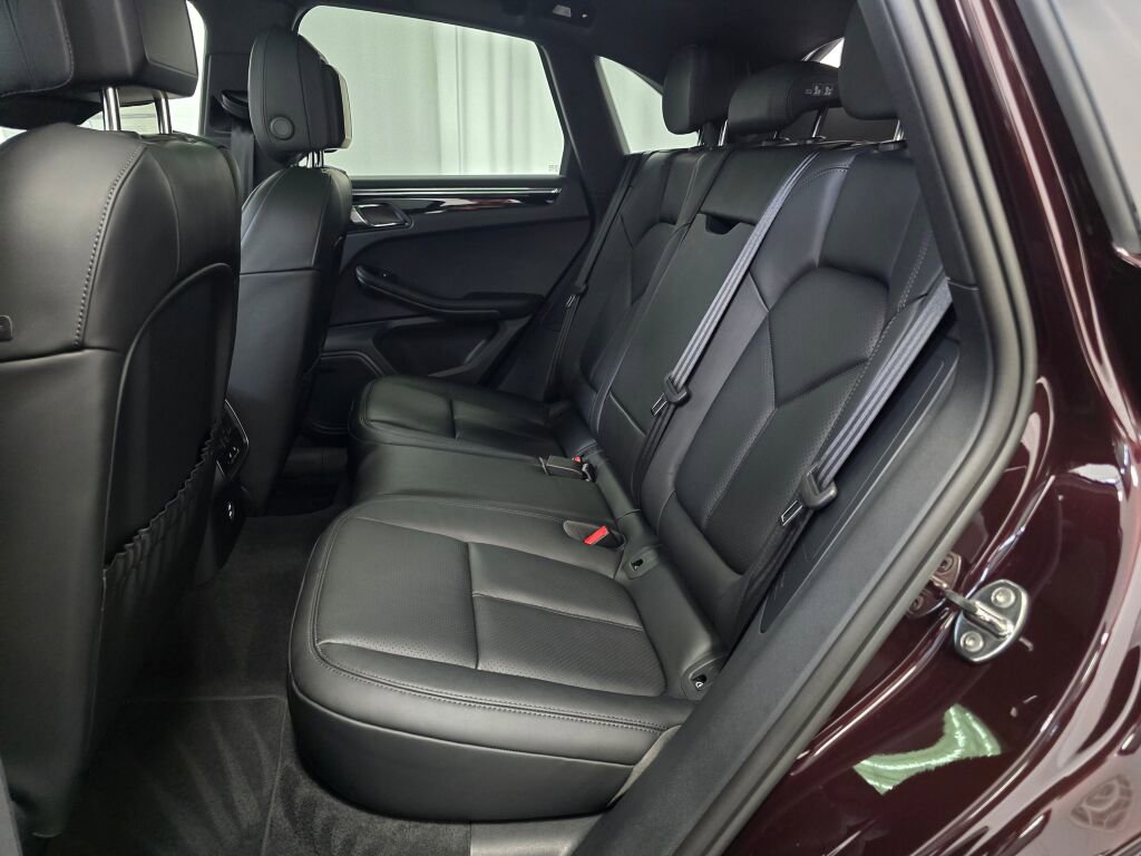 New 2025 Porsche Macan image 20