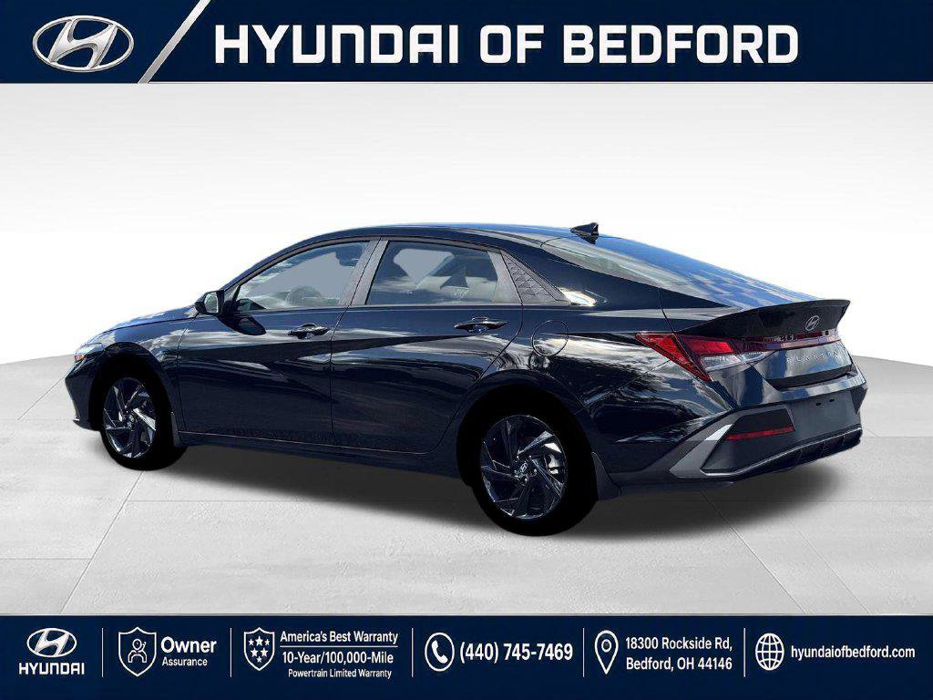 New 2026 Hyundai Elantra Sport FWD image 4