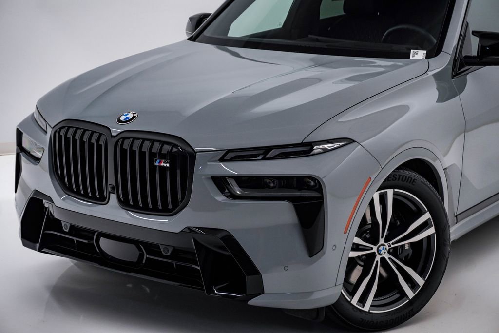 Used 2024 BMW X7 M60i w/ Executive Package image 4