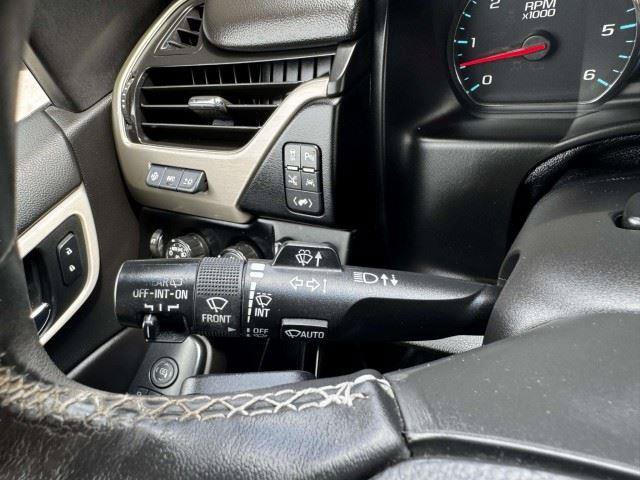 Used 2018 GMC Yukon XL Denali w/ Denali Ultimate Package AWD/4WD image 27
