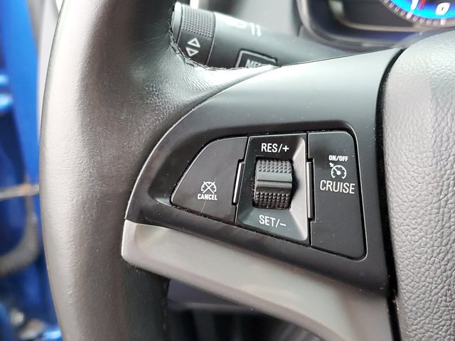 Used 2016 Chevrolet Trax LT w/ LT Convenience Package FWD image 12