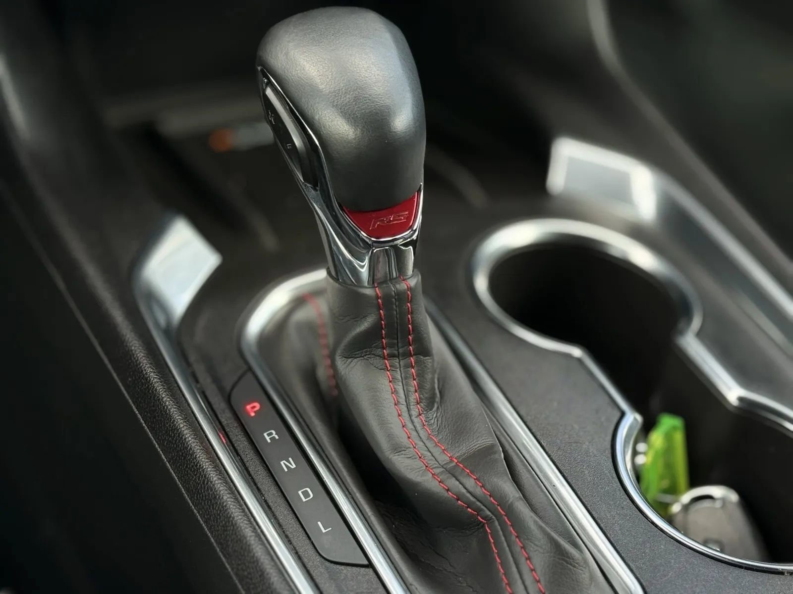 Used 2023 Chevrolet Traverse RS AWD/4WD image 39