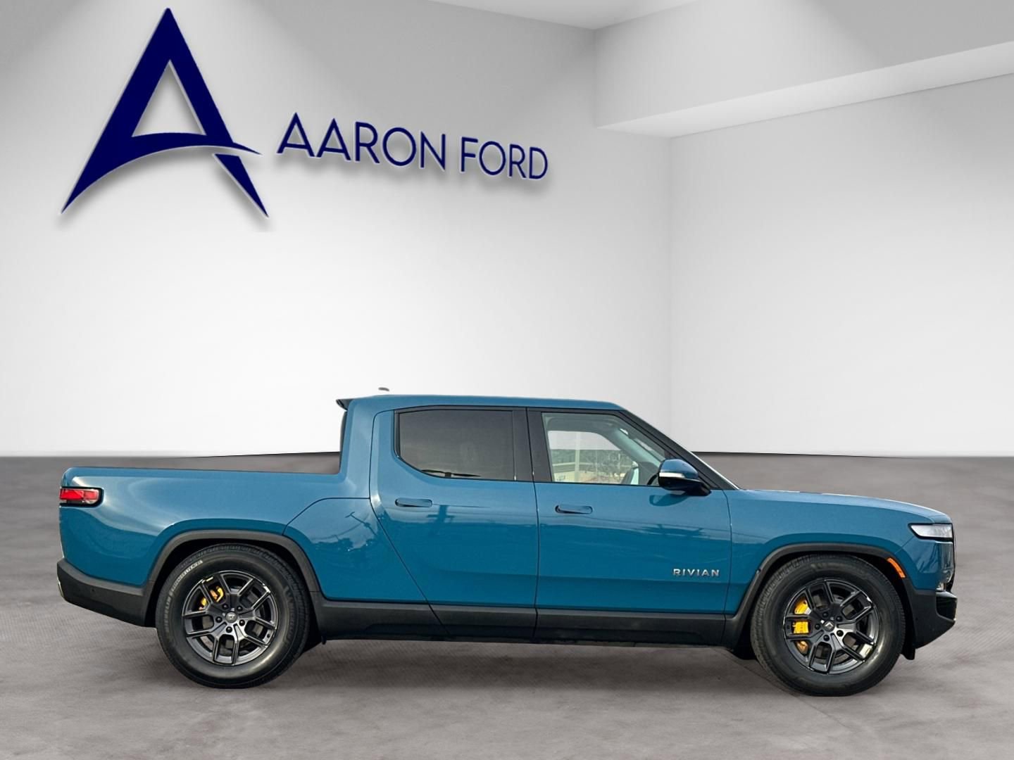 Used 2022 Rivian R1T Launch Edition image 6