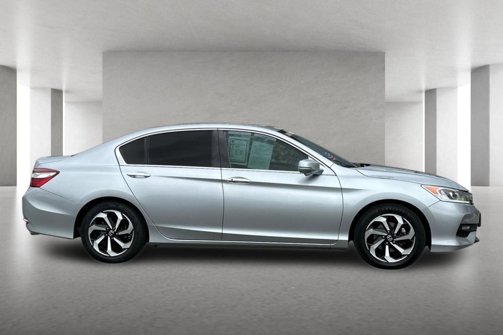 Used 2016 Honda Accord EX-L image 3
