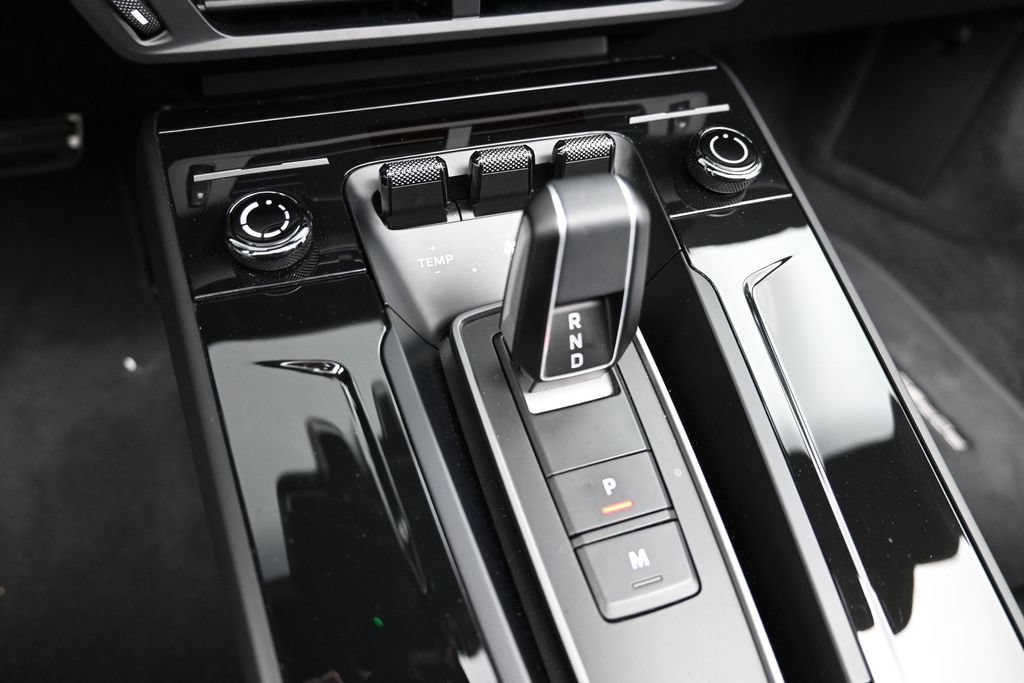 Certified 2025 Porsche 911 Targa 4 GTS AWD/4WD image 16