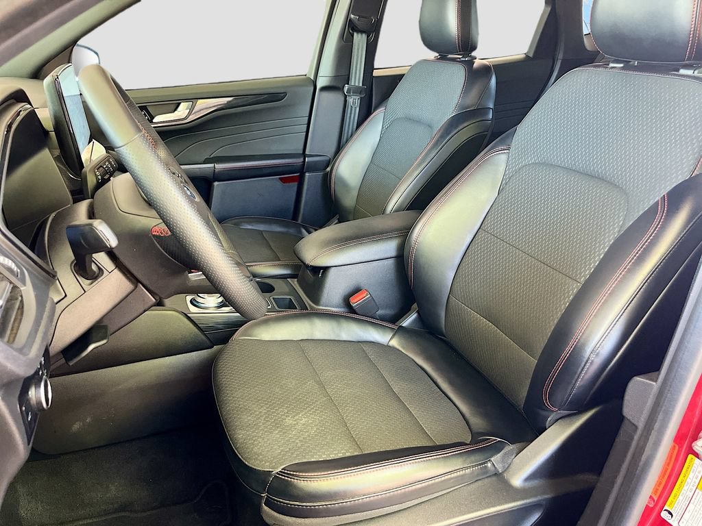 Used 2023 Ford Escape ST-Line w/ Tech Pack #1 FWD image 20