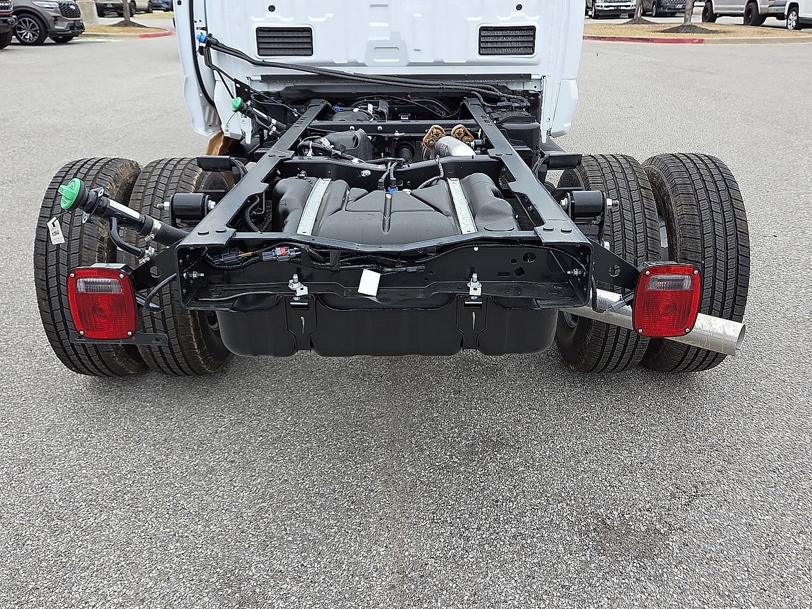 New 2026 Ford F350 XLT w/ XLT Value Package AWD/4WD image 9