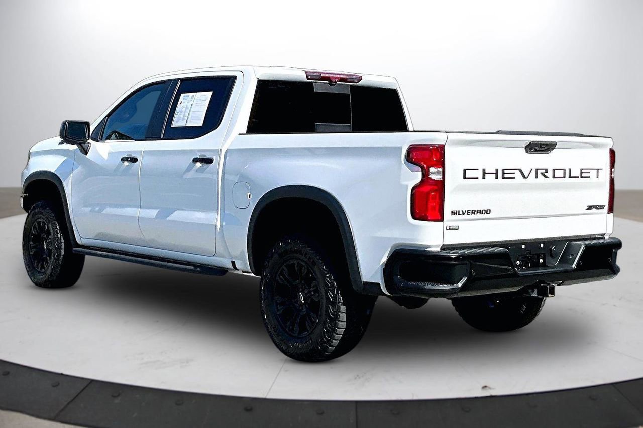 Used 2022 Chevrolet Silverado 1500 ZR2 w/ Technology Package AWD/4WD image 7