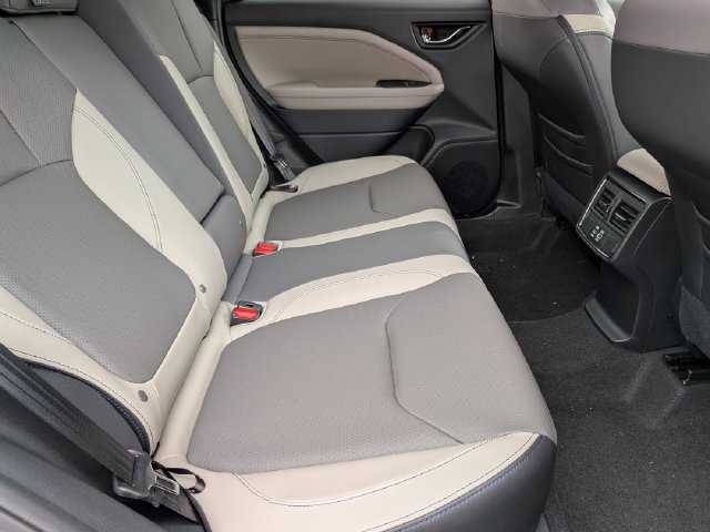 Used 2025 Subaru Forester Limited AWD/4WD image 33