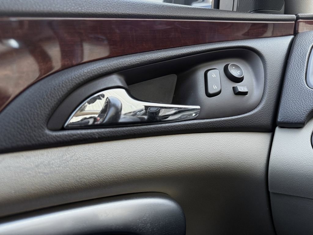 Used 2014 Buick Regal Premium image 24