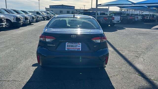Used 2023 Toyota Corolla LE image 4