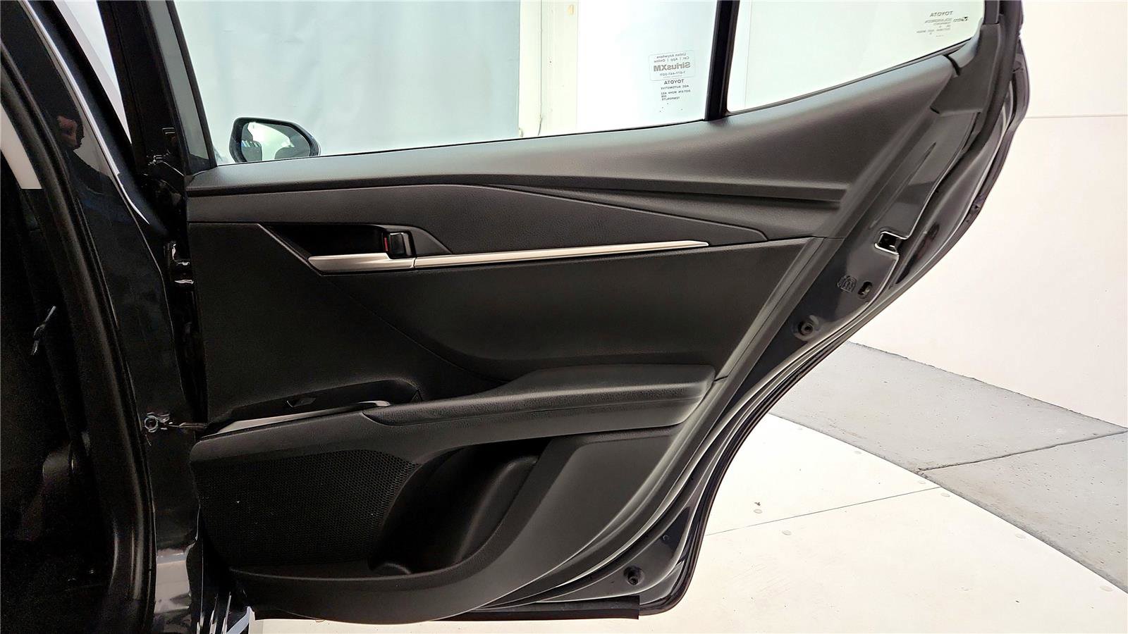 Used 2025 Toyota Camry LE image 19