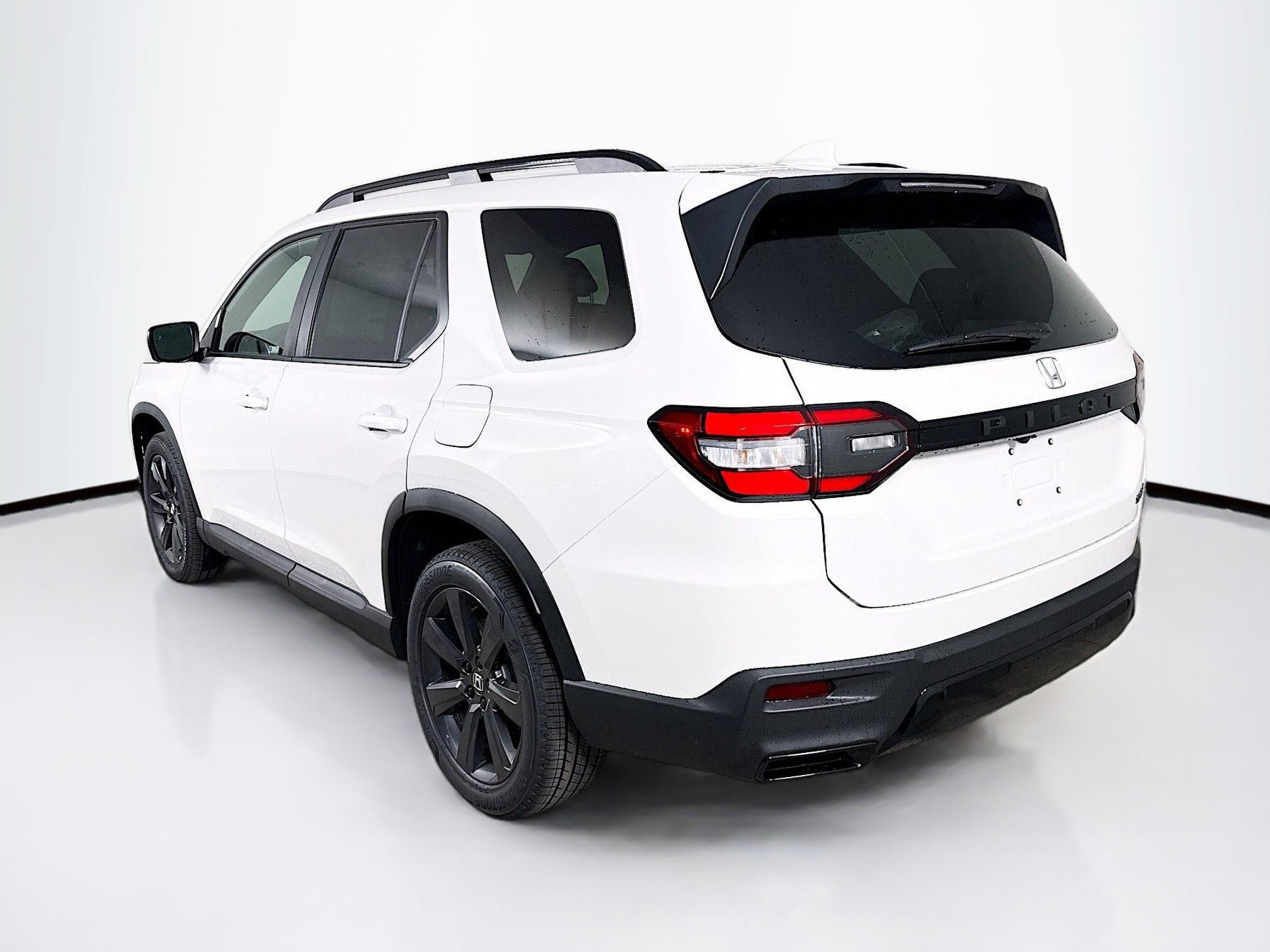 New 2026 Honda Pilot Sport image 30