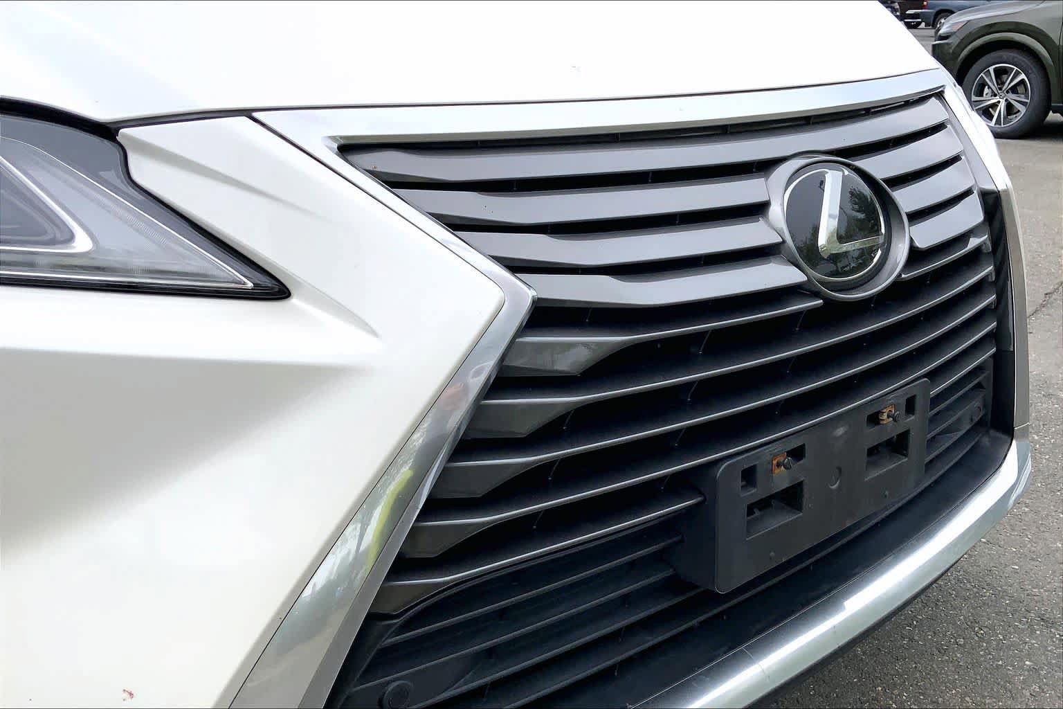 Used 2019 Lexus RX 350 AWD w/ Navigation Package image 30
