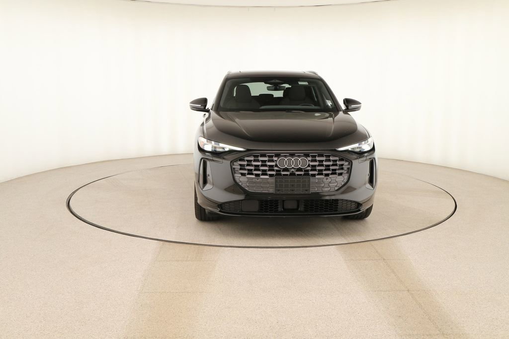 Certified 2025 Audi Q5 Prestige image 11