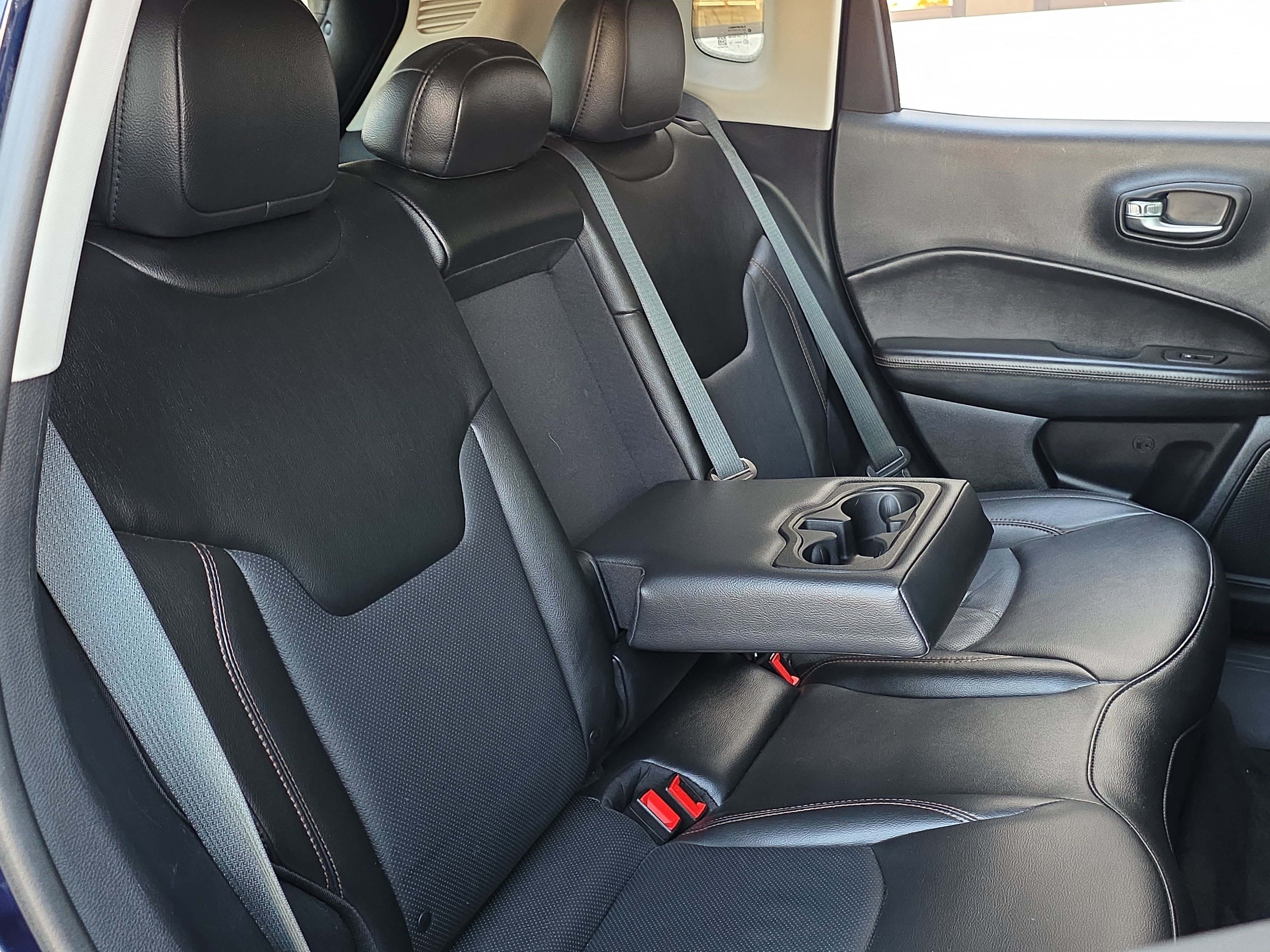 Used 2021 Jeep Compass Limited image 29