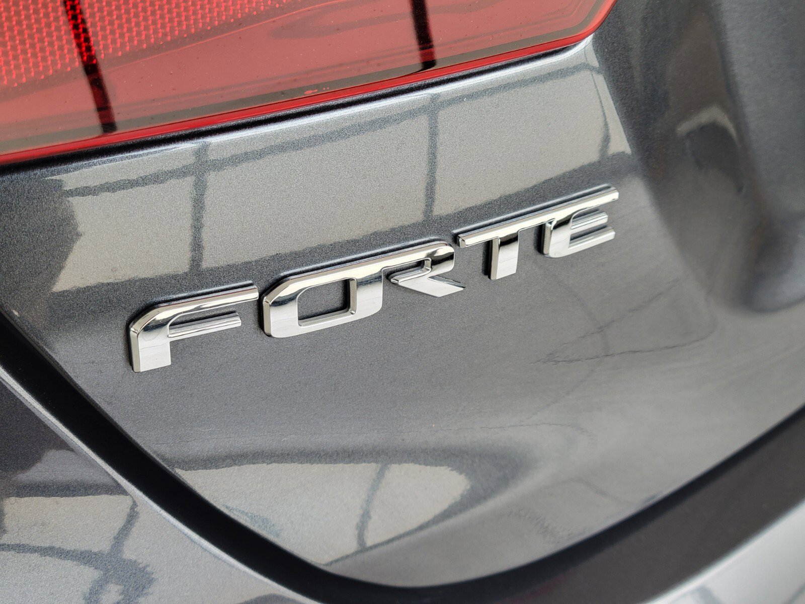 Used 2021 Kia Forte GT-Line FWD image 5