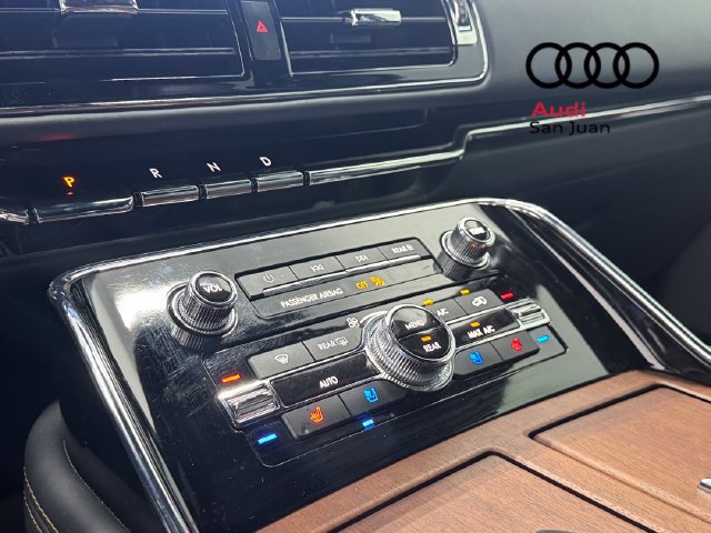 Used 2024 Lincoln Navigator L Black Label AWD/4WD image 19