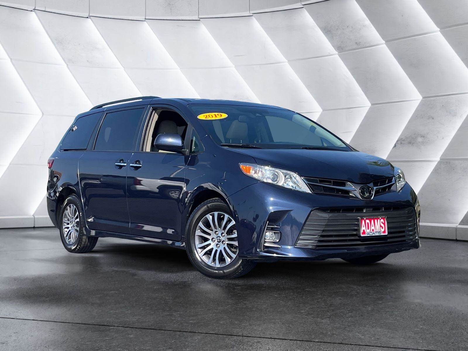 Used 2019 Toyota Sienna XLE