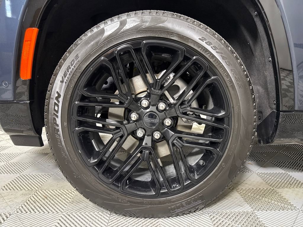 Used 2025 Jeep Wagoneer Series II w/ Convenience Group I AWD/4WD image 20