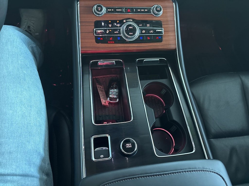 Used 2024 Lincoln Aviator Reserve image 15