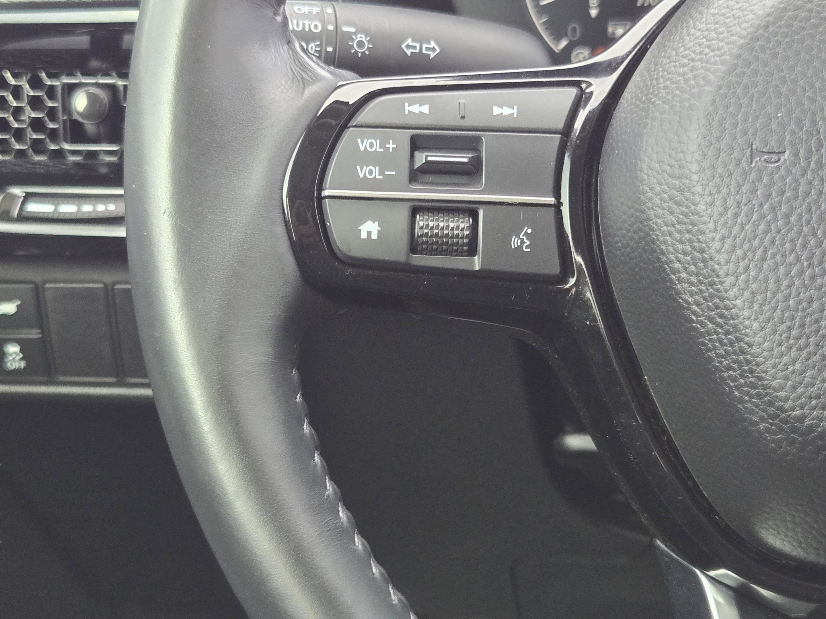 Used 2023 Honda CR-V EX-L image 23