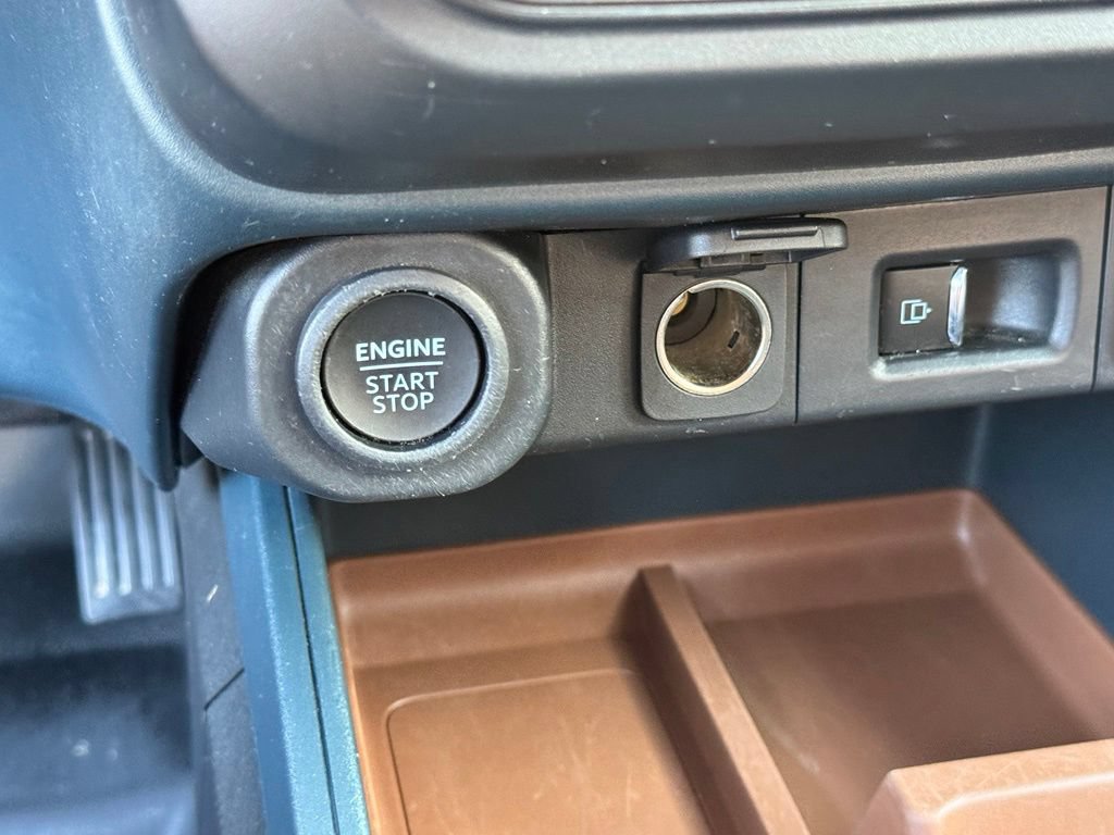 Used 2022 Ford Maverick Lariat FWD image 15