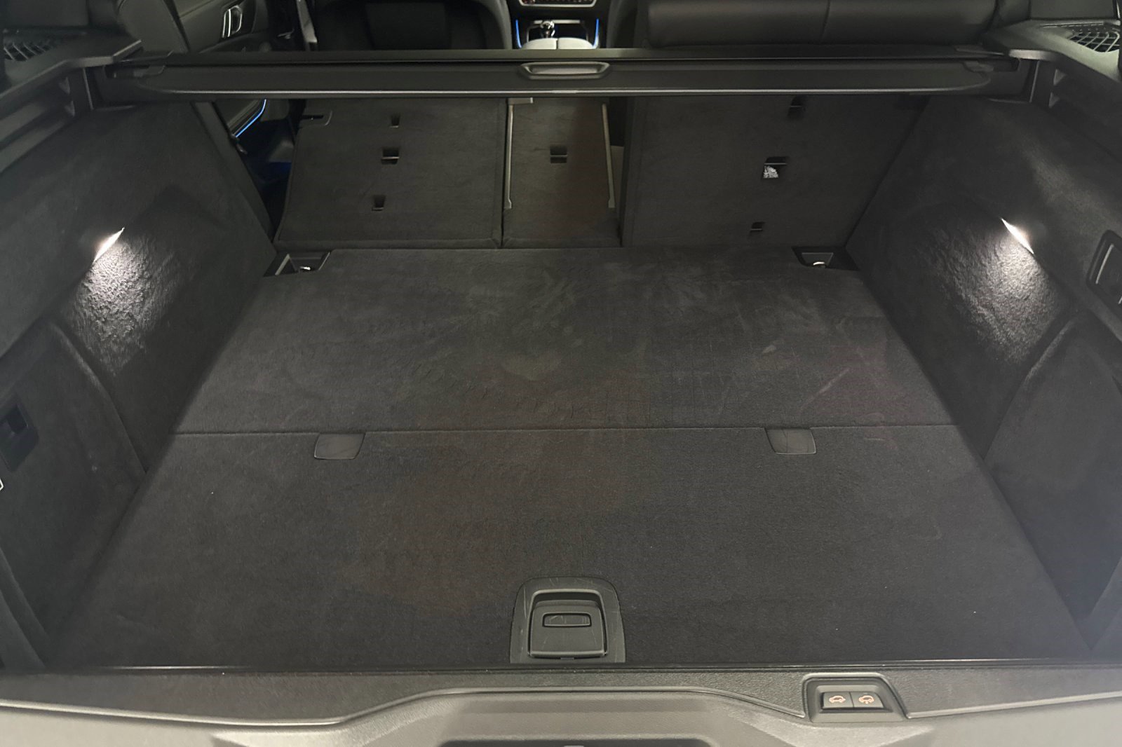 Certified 2023 BMW X5 xDrive45e w/ Climate Comfort Package image 33